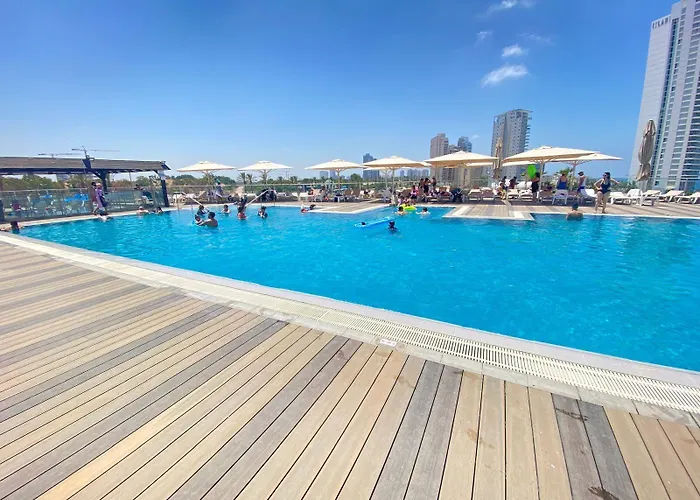 Neve David Hotel
